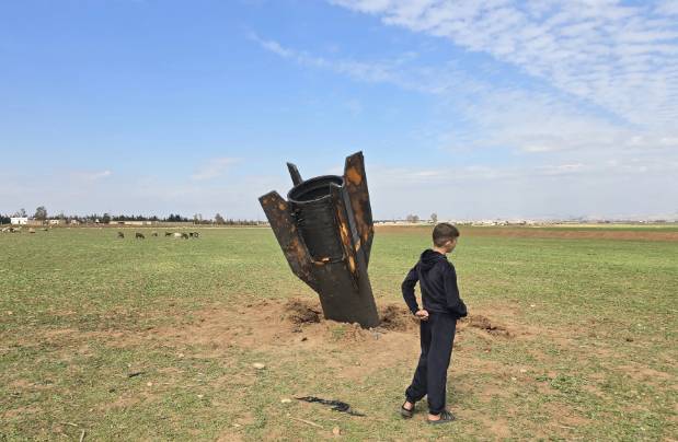 İran'ın Suriye'ye attığı füzenin görüntülerine ulaşıldı 4